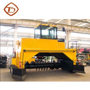 Quality Hot sale farm use organic waste crawler type compost making machine wholesale