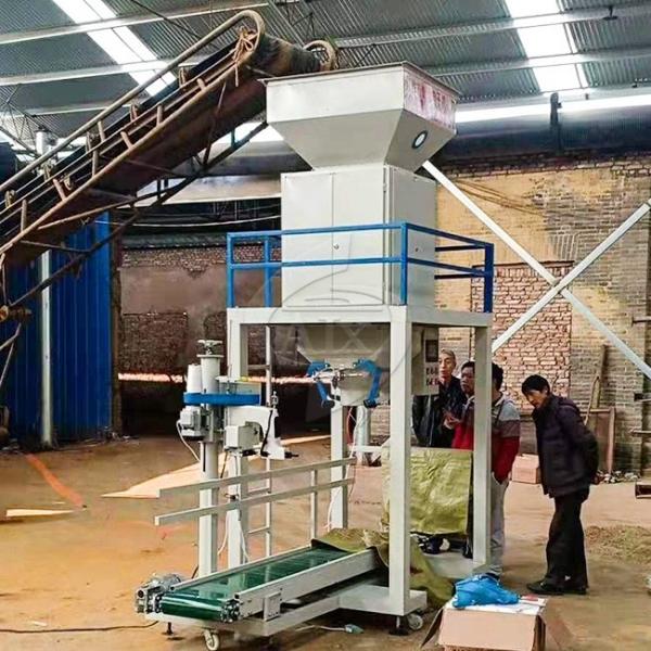 High Work Efficiency Automatic Packing Machine For Animal Pellet Feed