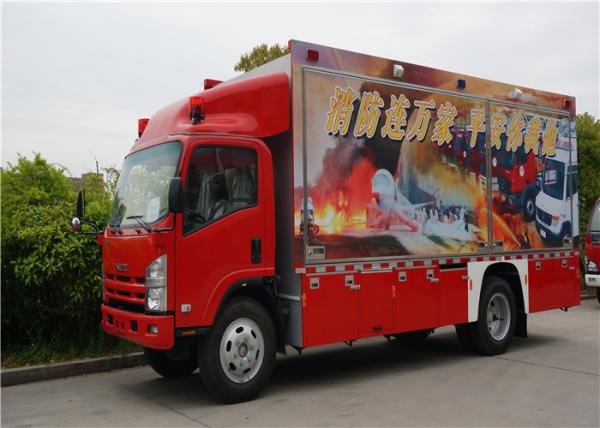 Cheap Two Seats Commercial Fire Trucks Japanese Chassis With 13 Sets Communication Modules for sale