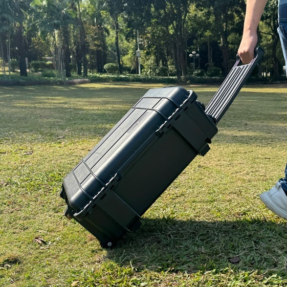 110V/220V High-Quality Energy Storage Power Station 7000W High-Power Portable Generator Suitable for Home Emergency/Camping/New Energy/Drone/Solar Power Source