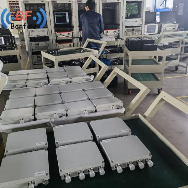 4X4 Low Pim 1710-1880 1920-2170 2300-2400 2500-2700MHz with N 4.3-10 DIN Connector Grey