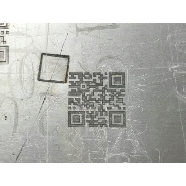 Desktop 30w Fiber Laser Marking Machine For Metal Engraving 30000 Hours