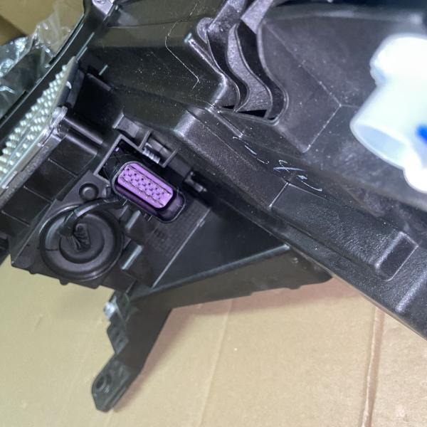 2019- Model MG HS Low Config Left Headlight with OEM No. 10419993