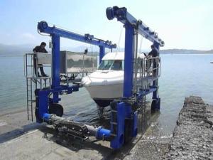 China Boat Hoist Rubber Tired Gantry Crane For Lifting Boat Vessel Ship on sale