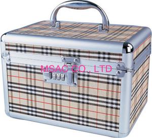 Quality Aluminum Cases/Aluminum Carry Cases/Carrying Cases/PVC Cases/Makeup Cases/Cosmetic Cases wholesale