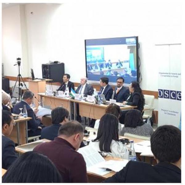 65 Inch 3840 X 2160 4K Interactive Touch Screen Whiteboard RAM ROM/16 512G Life Time ≥50000 Hours