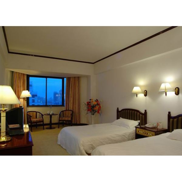 E14 LED candle lights 3W replacing traditional incandescent bulbs low power