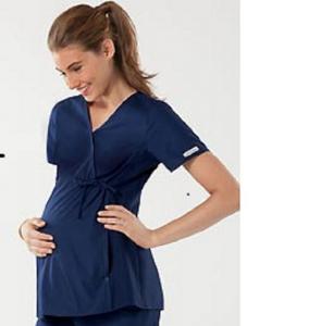 China 3 Pockets Hospital Scrub Suit Custom Logo Medical Doctors Maternity Scrubs on sale