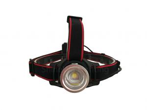 China 4xAA Battery Powered Focusing Headlamp OEM Brightest Zoomable Headlight on sale