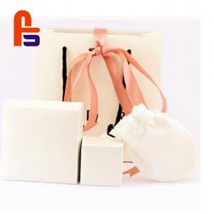 Quality Cosmetics Customized White Plain Cardboard Box With Lid Cardboard Gift Boxes wholesale