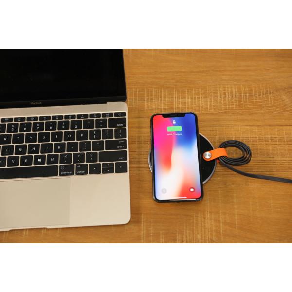 Ultra Thin Desktop Mini Fast Wireless Phone Charger with full power for iPhone 8 Samsung mobiles