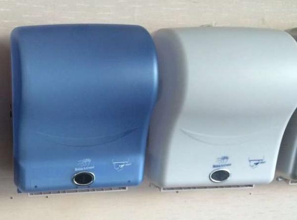 Cheap Black Plastic Automatic Sensor Roll Paper Towel Dispenser for 21cm wide roll for sale