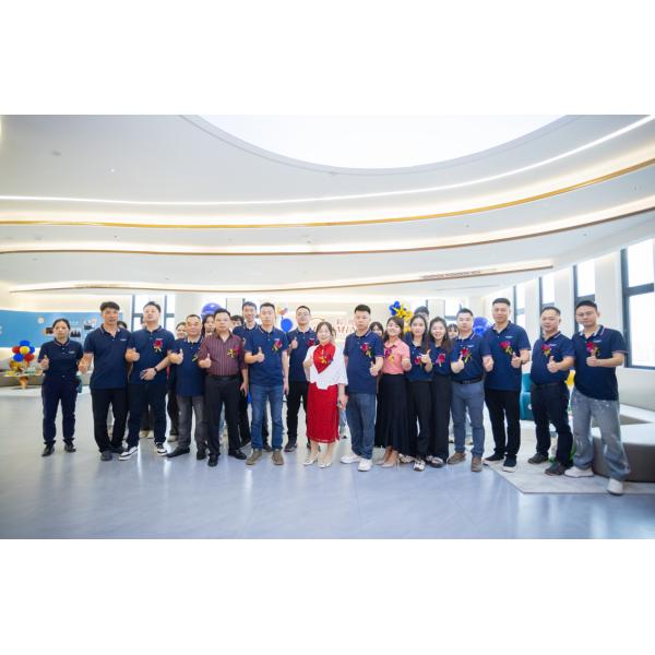 Uniquely designed HD videos indoor led poster display led panel display for shopping mall hotel