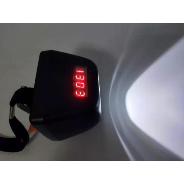 Waterproof Digital Screen Miner Cordless Cap Lamp 4000 lux Silicone Button with Safety Rope ABS PC