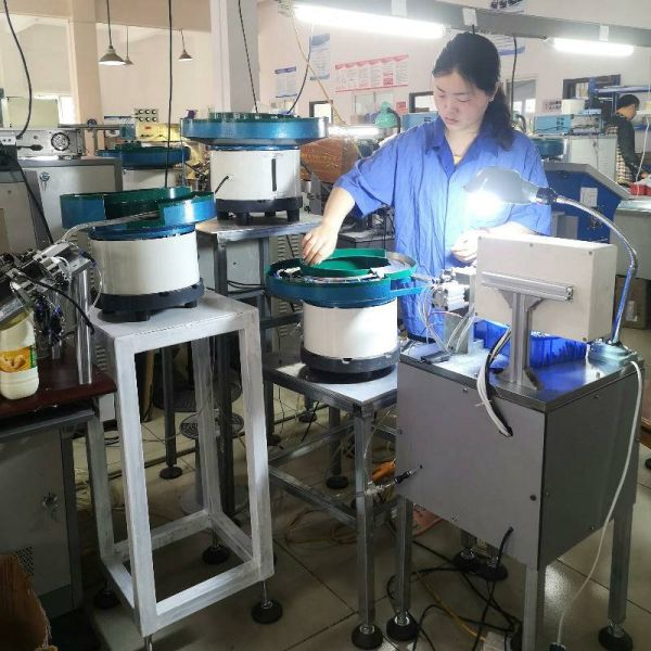 High Power Flange Resistor with 1.2~1.3 Standing Wave Ratio Plastic Package and Cermet Technology