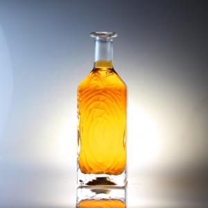 Quality Transparent Glass Miniature Wine Bottles with Cork 75cl Glass Bottles wholesale