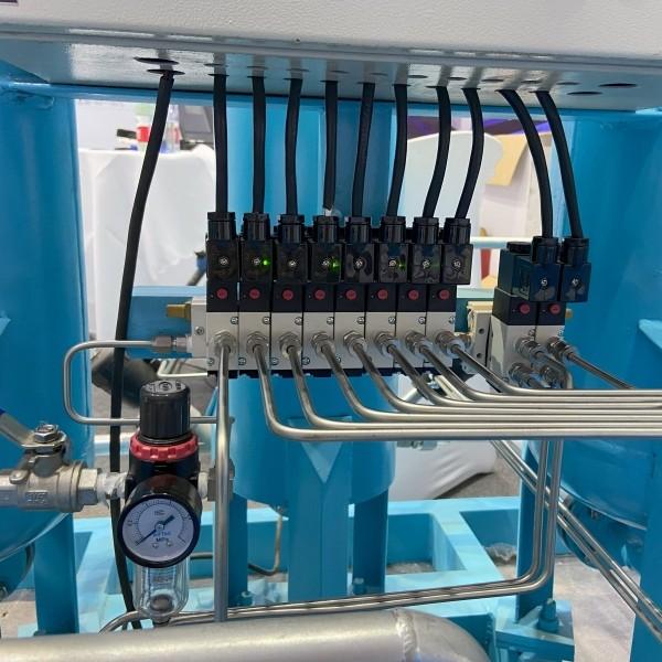 Cheap High Efficient 95% Purity PSA Medical Oxygen Generator With Oxygen Monitor for sale