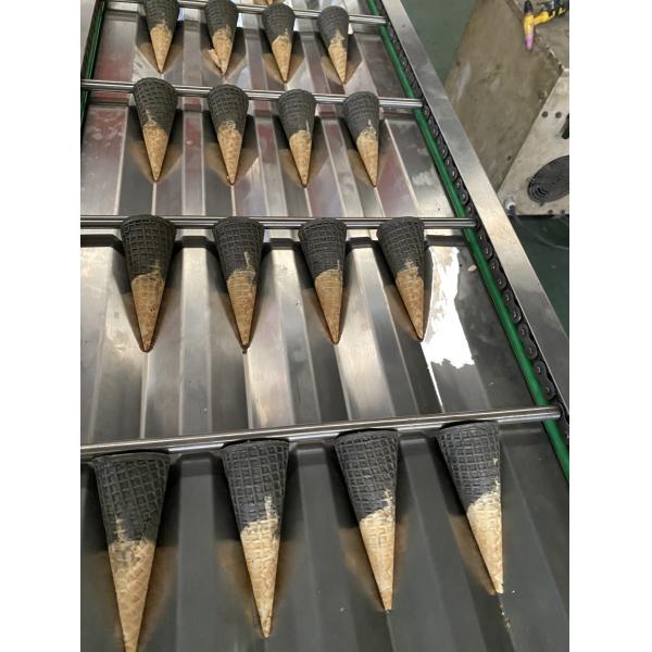 Two Color Save Gas 3500pcs/h Ice Cream Cone Making Machine