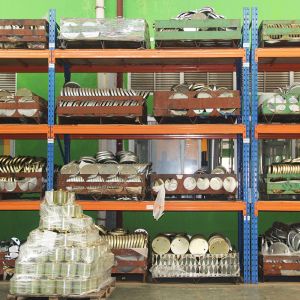 Quality industrial heavy duty storage shelves with wood board / cargo cage / pallet wholesale