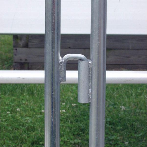 Traffic safety crowd control barrier fence