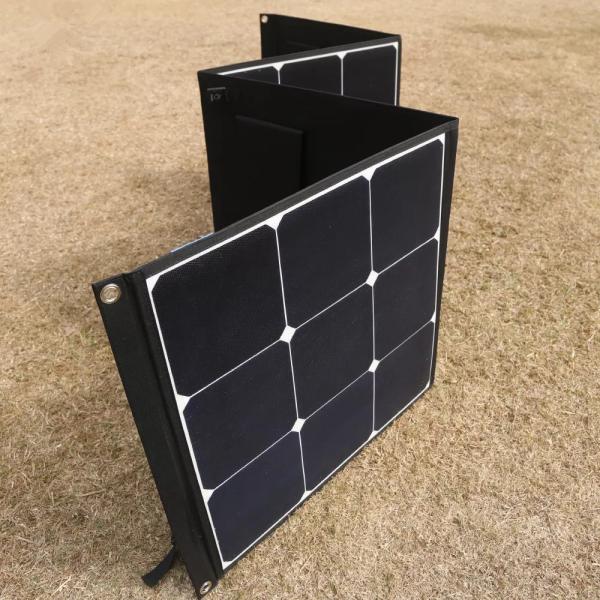 200W Foldable Camping Solar Panels Monocrystalline 20V With Kickstand