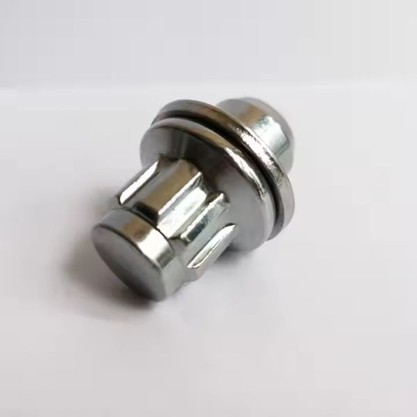 Safe Silvery Wheel Lug Nuts 37mm Length ANSI/ASME Certification