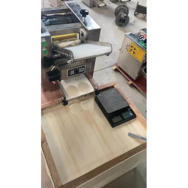 High Efficient Dumpling Skin Making Machine Automatic Production