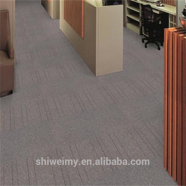 Cheap Solid color and stripe pattern loop pile PP office carpet tile for sale
