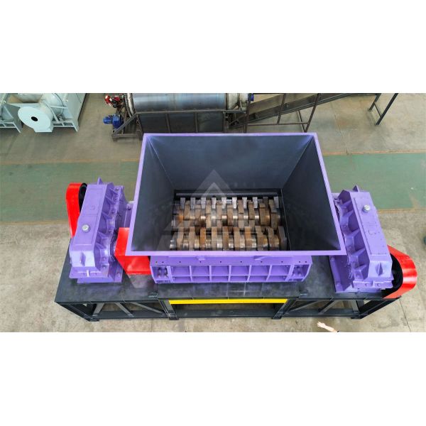 Diesel Engine Two Shaft Shredder Car Shell Shredder High Efficiency
