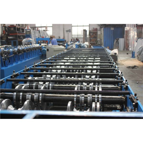 Automated PLC Control High Precision Steel Structure Floor Deck Roll Forming Machine For Metal Decking Sheet