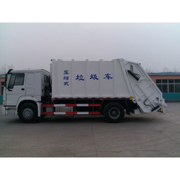 International Back Loader Garbage Truck / Compactor Garbage Collection Vehicles