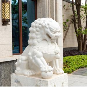 Quality Outdoor Garden Large White Marble Lion Statues Customized wholesale