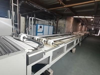 Cheap High Automation UV Coating Machine With High Reliability Coating Technology for sale