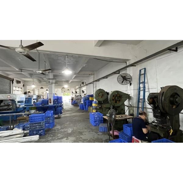 Anodized Custom Aluminum Heatsink Profile Extrusion Automotive Radiator For Car Amplifier