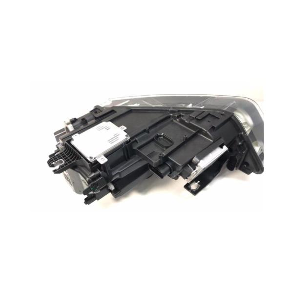 China Supplier Factory Original Auto Lighting System Xenon Assembly Headlights Suitable for Audi Q3