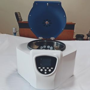 Quality Maximum Capacity 8×20ml Low Speed Centrifuge Experimental Research wholesale