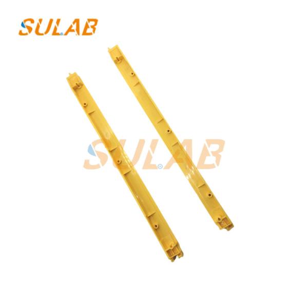 Plastic Step Demarcation Strip Otis Escalator Spare Parts XAA455M1 XAA455L1 XAA455J1 XAA455K1