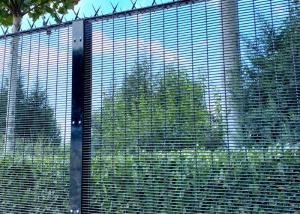 China Galvanized 358 Security Fencing Anticut Welded Wire Mesh For Prison Safeguard on sale