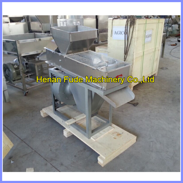 dry peanut red skin peeling machine, peanut peeler