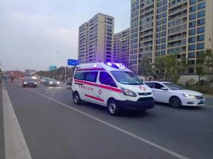 China 2540KG Ambulance Mobile Hospital Truck For Emergency Medical Care on sale