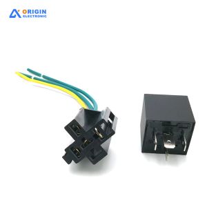 Super Mini GPS Vehicle Tracker Waterproof Small Car Positioning System