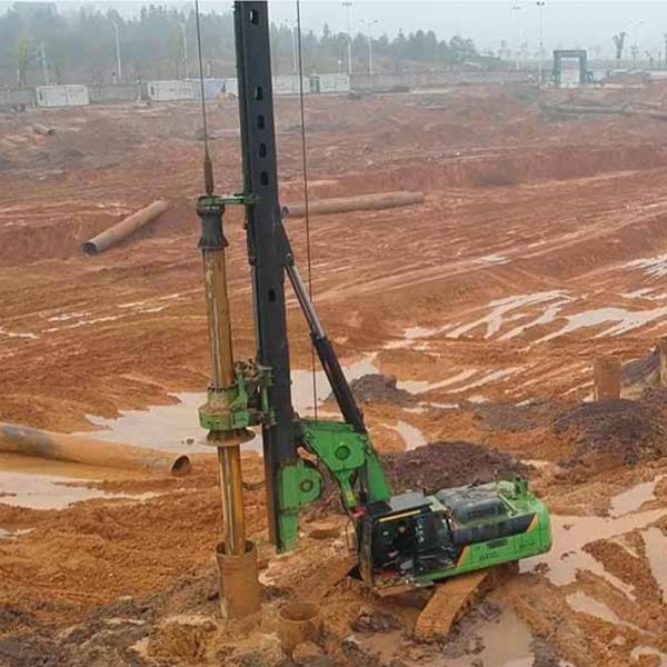 64m 51m Rotary Auger Bored Piles Borehole 220kNm Hydraulic Rotary Drilling Rig