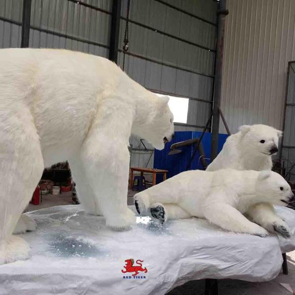 Realistic Animatronic Life Size Polar Bear Customized Available 12 Months Warranty