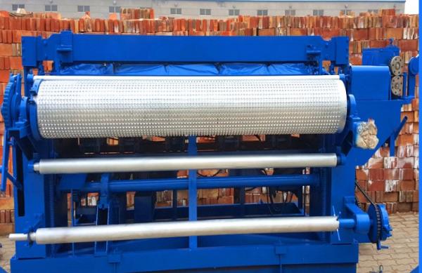 Smooth And Tidy Mesh Electric Welded Mesh Machine Low Noice 1 Inch Aperture