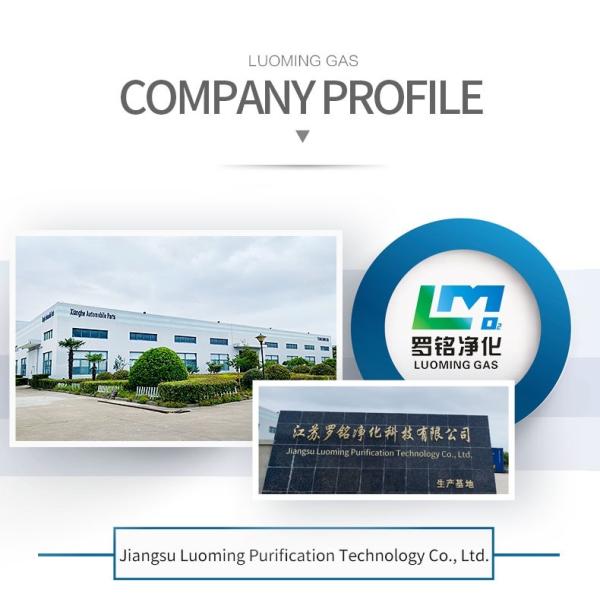 Hospital-grade oxygen generator system with digital monitoring displays