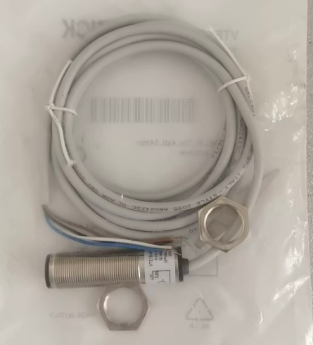 VTE18-4P4212 6013261 Sick PLC Energetic Photoelectric Sensor, Barrel Sensor, 5 mm → 400 mm Detection Range