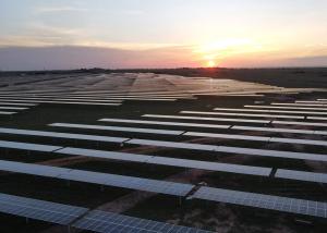 China TCU Control Single Axis Solar Tracker Intelligent Solar Tracking System on sale
