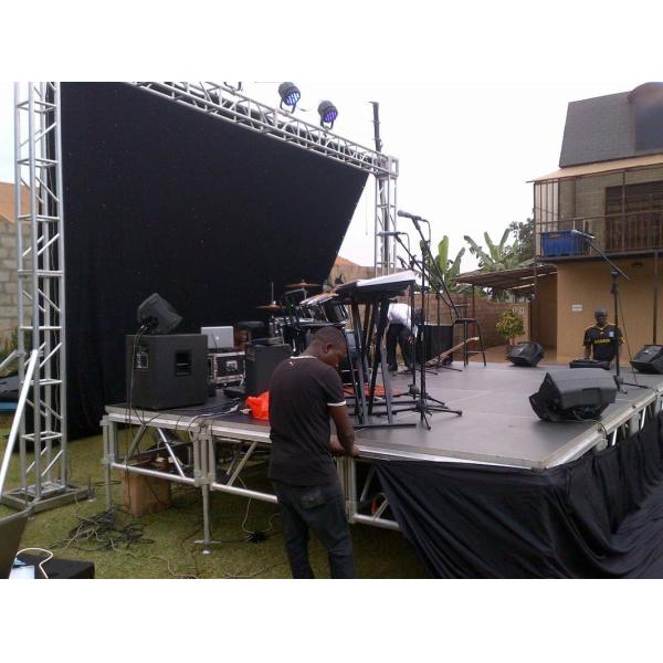 Portable Waterproof Acrylic / Plywood Temporary Stage Platforms Heavy Loading Adjustable Height