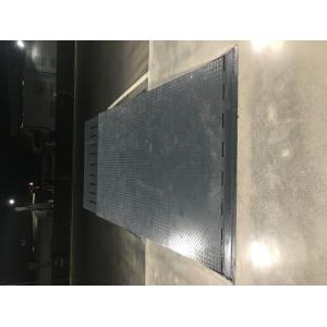 China Hydraulic Telescopic Dock Leveller With Automatic Retractable lip Reach To Truck Bed More Deeply on sale