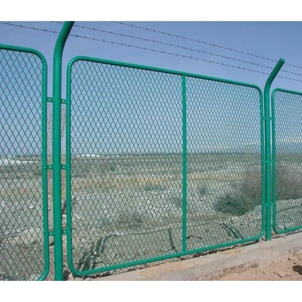 Cheap expanded metal fencing,Expanded metal fence for sale